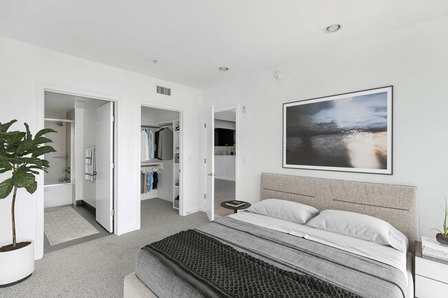 Photo - 11900 Courtleigh Dr