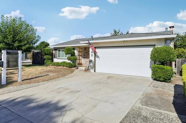 5795 Coralwood Way