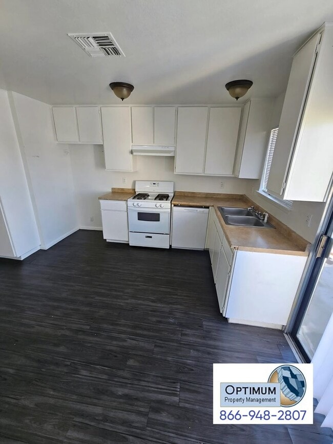 15875 Green Hill Dr Unidad 3