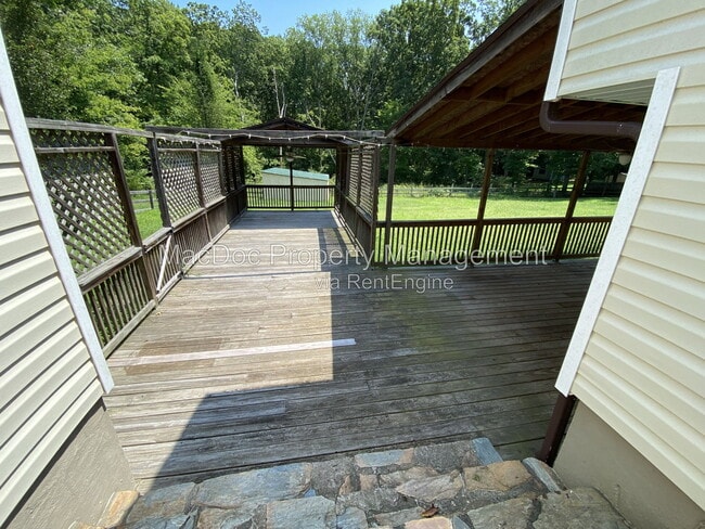 491 Cropp Rd