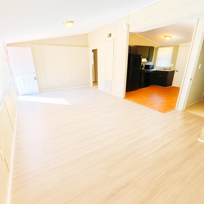 Photo - 4029 Pershing Ave