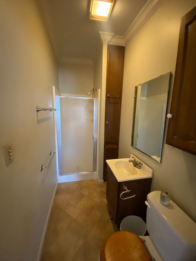 Photo - 105 W Cherry Ave Unit W