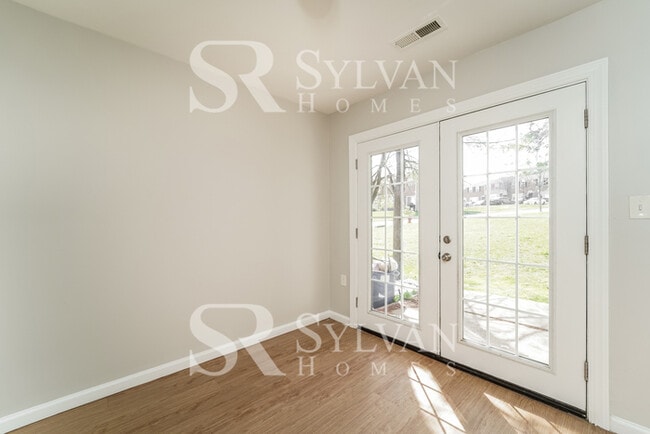 Photo - Enjoy living the good life in this 3 bedroom, 1.5 bathroom townhome