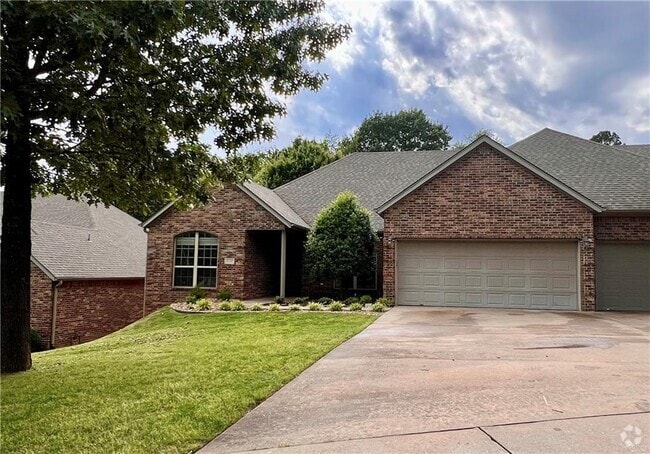 Building Photo - 4249 N Meadow View Dr Rental