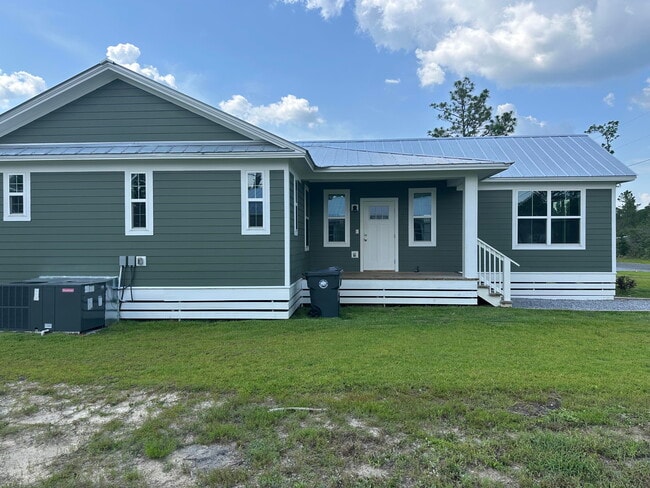 Photo - 534 N Raphael Rd