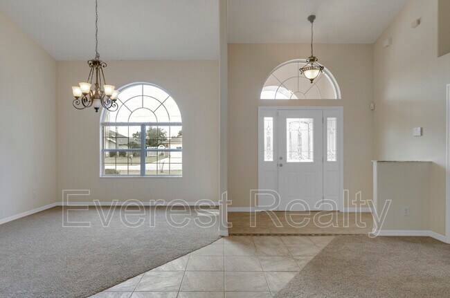 Photo - 60 Lancelot Dr