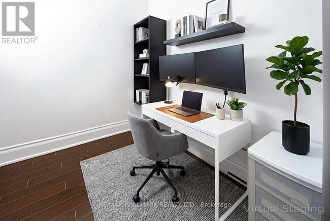 Photo - 131 Upper Duke Crescent Unit 803