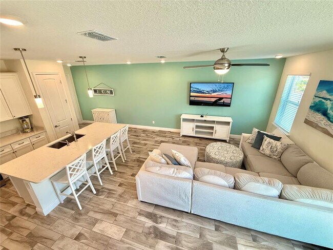 Photo - 2906 Castaway Ln