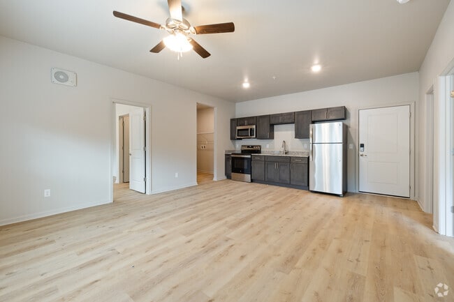 2BR, 2BA - 720SF - Living Room/Kitchen