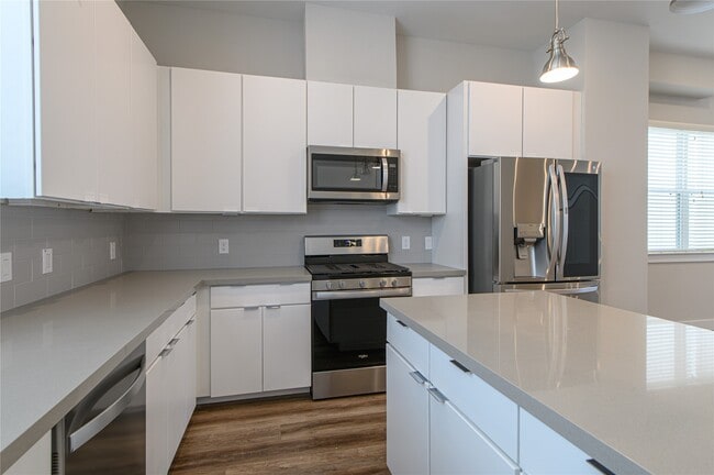Photo - 1274 N Post Oak Rd