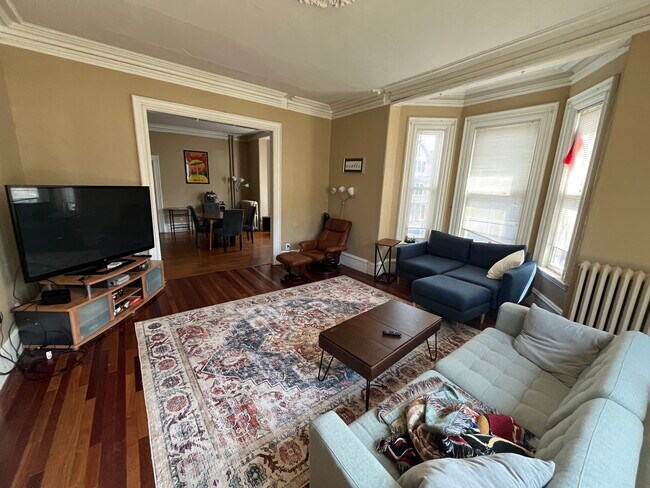 Photo - 13 Sparhawk St Unit 1