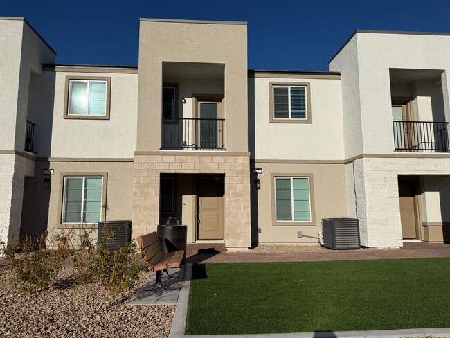 Building Photo - Brand New 3bd/2bath Townhome!