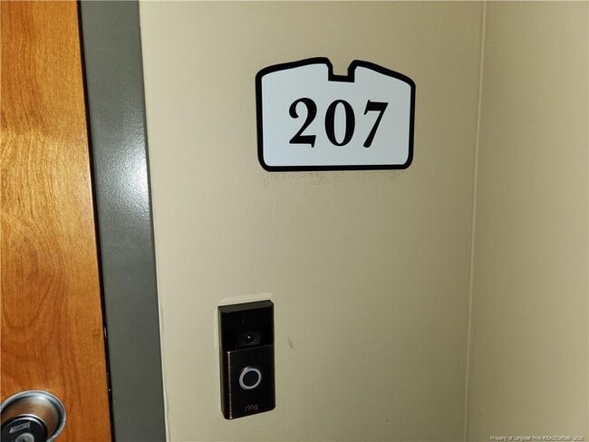 Photo - 129-207 Franklin St