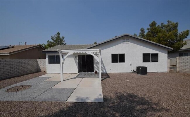Photo - COMING SOON !! 3 BED 2 BATH FURNISHED HOME...