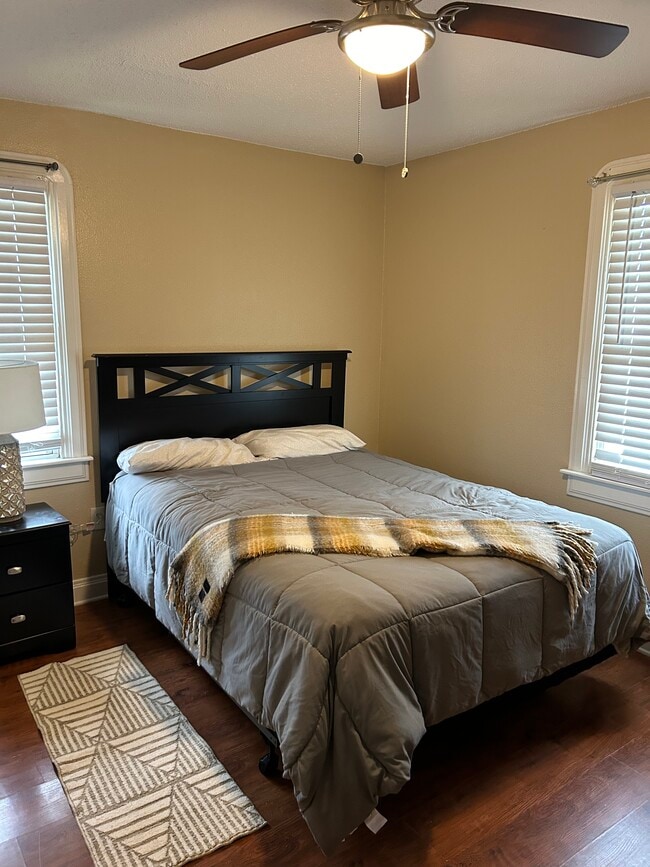 Photo - 705 Francis St