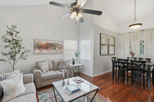 Photo - FURNISHED 2 Bedrooms plus den/loft & Private Pool