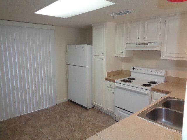 Photo - 701 Foster Dr Unidad 4