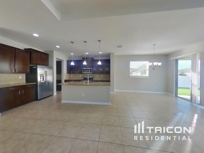 Photo - 5363 Suncatcher Dr