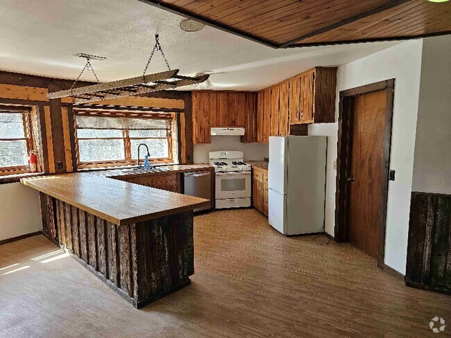 Building Photo - 650 Co Hwy I Rental