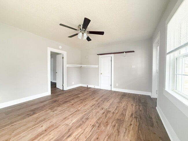 Photo - 1-Bedroom Single-Level Duplex with Yard in Sparta, TN