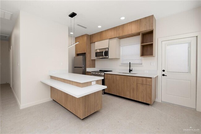 12 N 25th St Unit 4