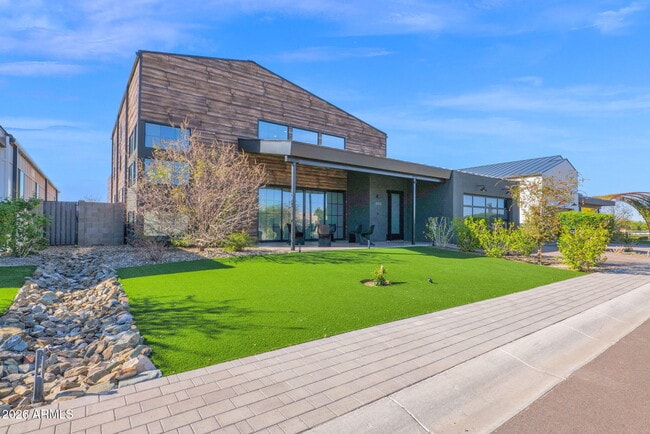 Photo - 8430 S 10th Ln