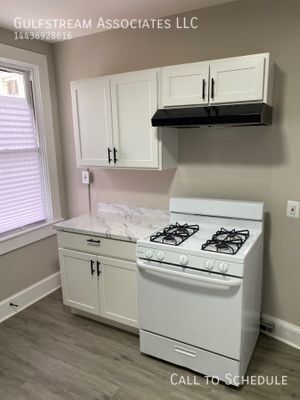 Photo - 3038 Brighton St