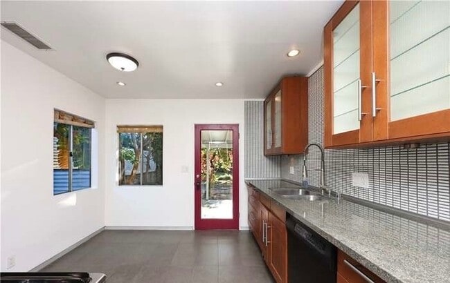 Photo - 12619 Eastbrook Ave