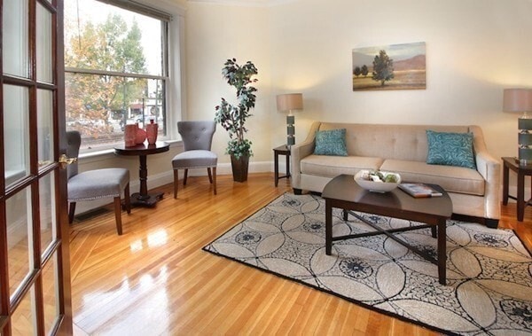 1033 Beacon St Unidad 1