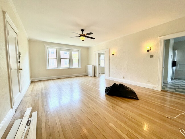 Photo - 14 Alton Pl Unit 3