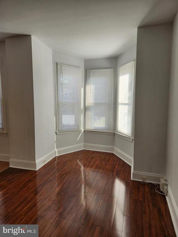 Photo - 154 Sumac St
