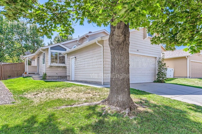 Photo - 460 E Arden Cir