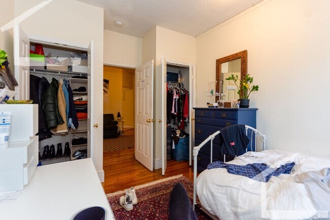 Photo - Spacious 4 bedroom