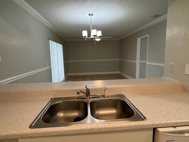Photo - 1601 Windorah Way Unidad D