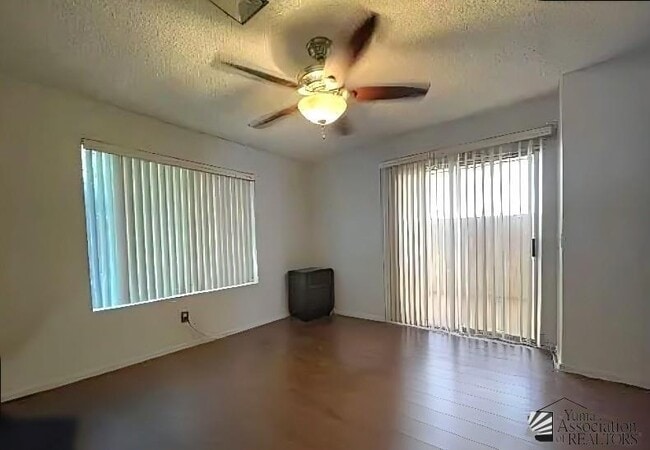 Photo - 2045 S 14th Ave Unidad 36