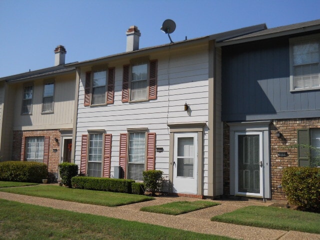 TOWNHOME IN SHREVEPORT - TOWNHOME IN SHREVEPORT