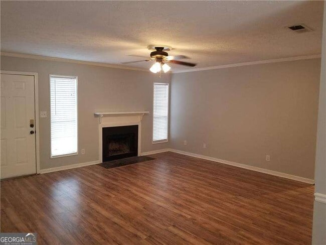 Photo - 107 Sterling Ct