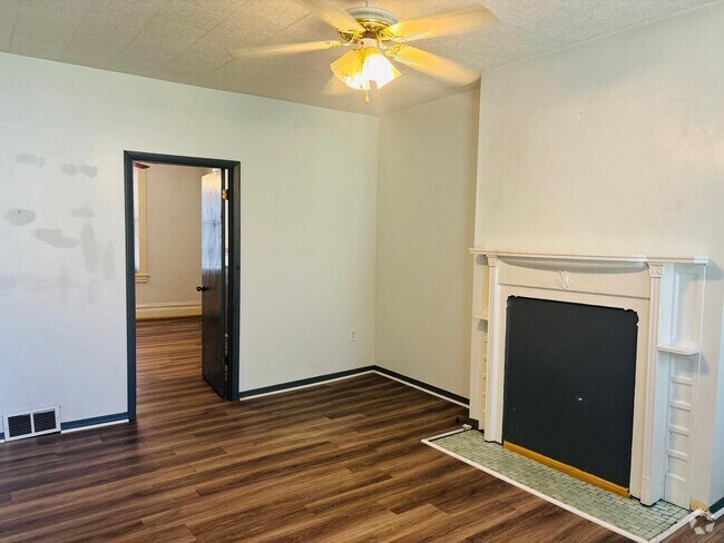 Building Photo - 5551 Columbo St Unit 1 Rental