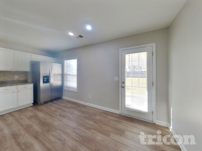 Photo - 149 Moores Creek Dr