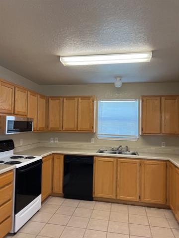 Photo - 210 Bobbie Ann Ct