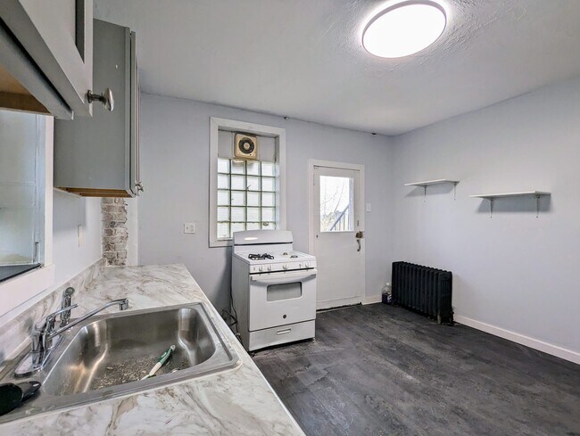 2120 Bedford Ave Unit 1