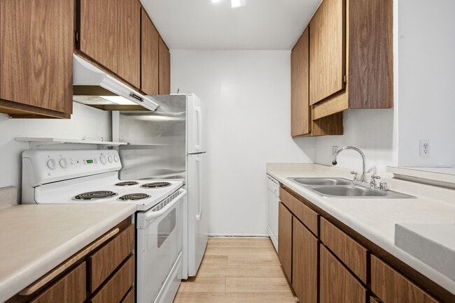 7742 Redlands St Unit H3028