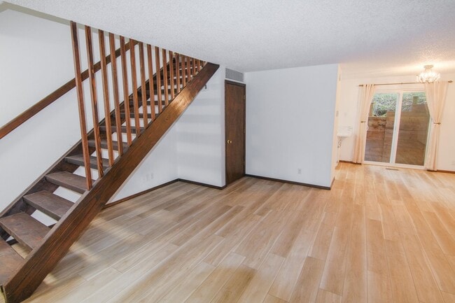 Photo - 3 bedroom 2 bathroom duplex in South Eugene!