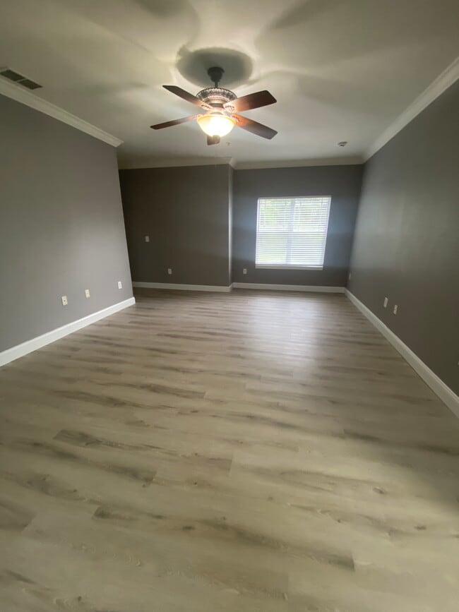 Photo - 16205 Enclave Village Dr Unidad 102
