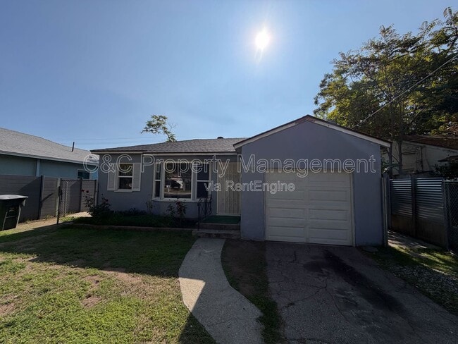Photo - 3240 Del Vina St