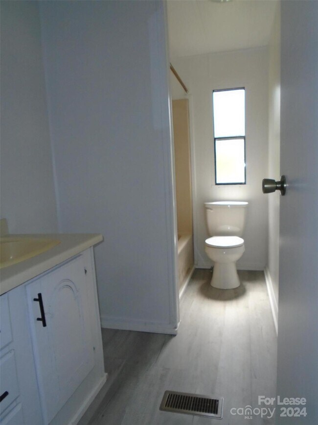 148 Thornwood Ln Rental House Rental in Stanley, NC