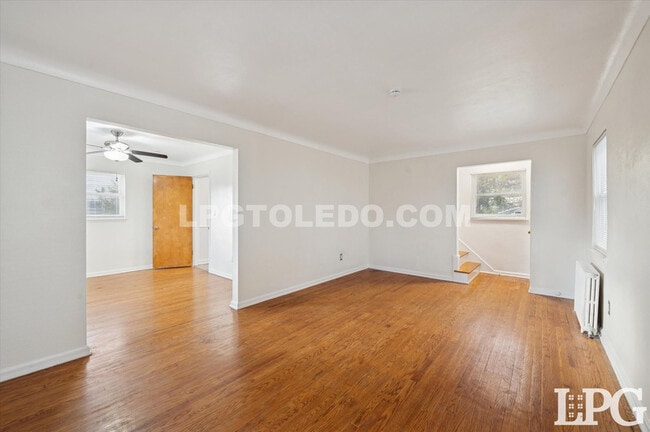 Photo - 606 W Poinsetta Ave