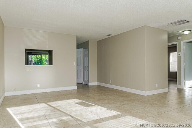 Photo - 6098 Westfall Rd