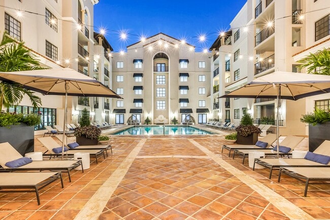 Gables Grand Plaza Apartments