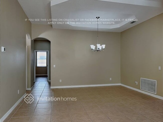 Photo - 332 Porchester Dr